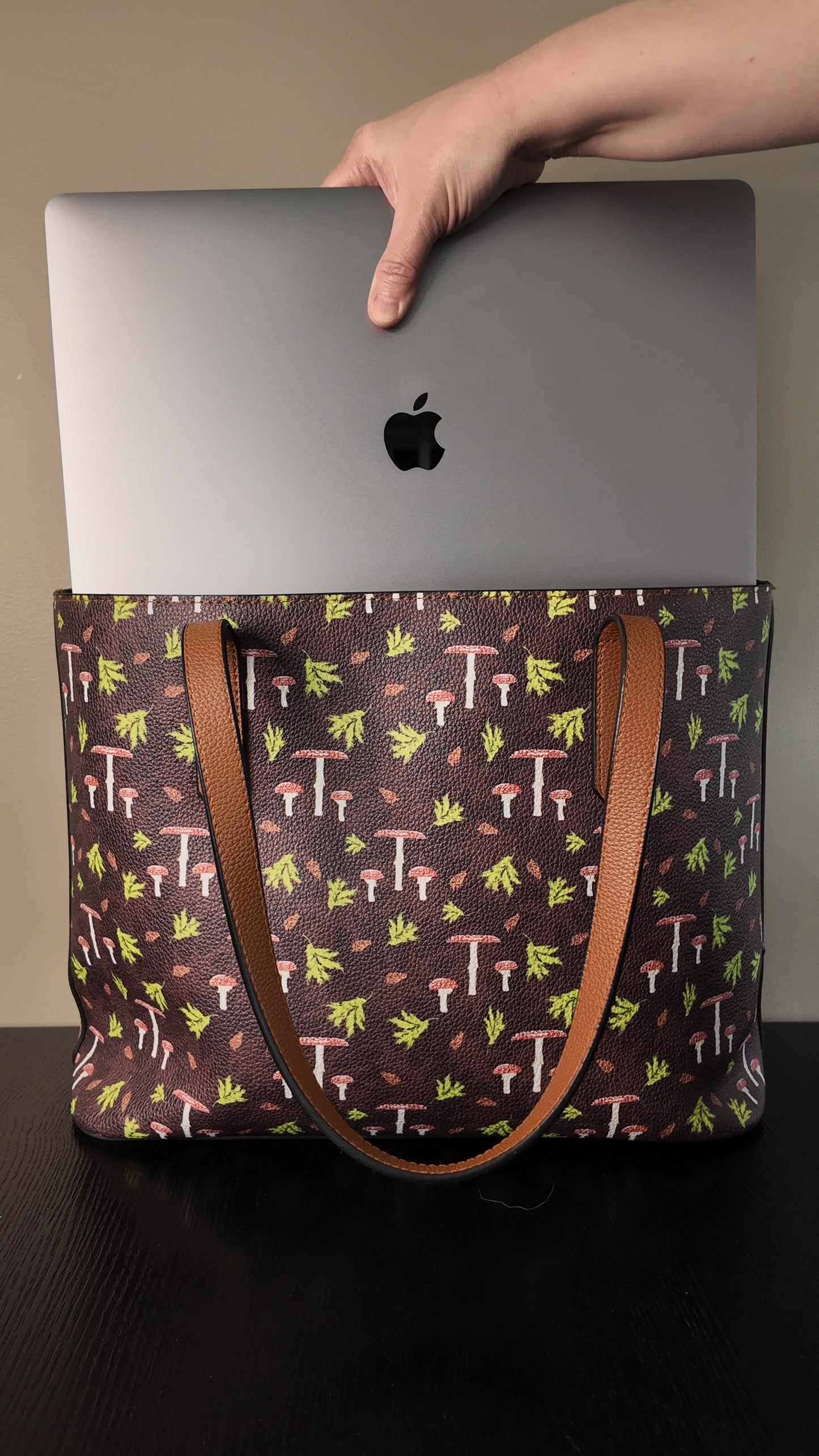 Everywhere Bag - Mighty Mushrooms