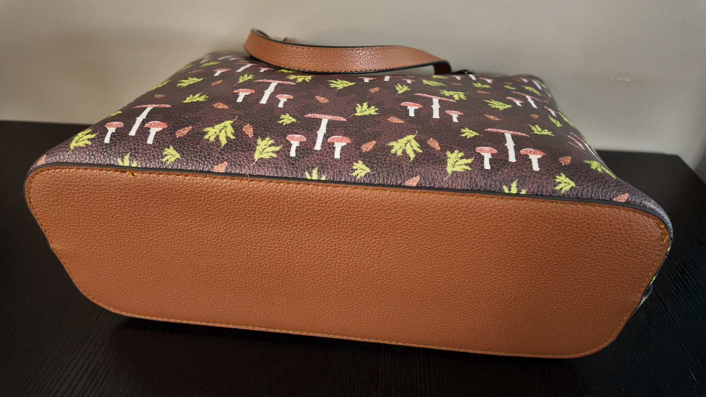 Everywhere Bag - Mighty Mushrooms