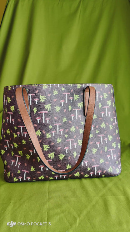 Everywhere Bag - Mighty Mushrooms